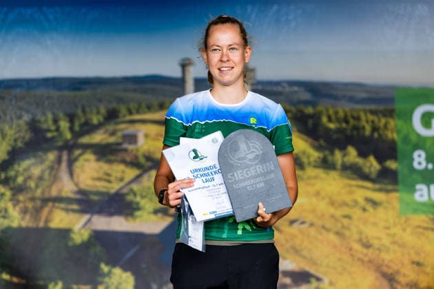 04.07.2026, GER, Volkslauf Crosslauf, Maenner Frauen, Saion 2026, 23. Schneekopflauf 2. Schneekopfwanderung Scheekopflauf - Das ist der Gipfel von 711Hm auf 978Hm Clara Kintzel (LTV Erfurt) Unter dem Motto Scheekopflauf - Das ist der Gipfel von 711Hm auf 978Hm konnten die Teilnehmer zwischen der 12,7km 22.2km langen Laufstrecke wählen. Zum zweiten mal stand auch die 11km Wanderstrecke zur Auswahl. 98528 Suhl Schneekopf Neue Gehlberger Hü Thüringen Deutschland *** July 4, 2026, GER, Fun Run Cross-Country Run, Men Women, 2026 Season, 23 Schneekopf Run 2 Schneekopf Hike Schneekopf Run: That’s the Summit—from 711 Hm to 978 Hm Clara Kintzel, LTV Erfurt Under the motto Schneekopf Run: That’s the Summit—from 711 Hm to 978 Hm, participants could choose between the 12.7 km and 22.2 km running routes. For the second time, the 11 km hiking route was also available. 98528 Suhl, Schneekopf, Neue Gehlberger Hü, Thuringia, Germany