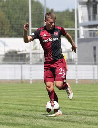 04.07.2026 - Fussball Amateurfussball - Saison 2026 2027 - Testspiel Freundschaftsspiel Vorbereitungsspiel : 1. FC Nürnberg II U23 FCN Club - FC Ingolstadt II - DaMa - xdaxmax - Tobias Heß Hess (24, 1. FC Nürnberg FCN II ) - Freisteller Einzelbild *** July 4, 2026 Soccer Amateur Soccer 2026–2027 Season Exhibition Match Friendly Match Preseason Match 1. FC Nürnberg II U23 FCN Club FC Ingolstadt II DaMa xdaxmax Tobias Heß Hess 24, 1 FC Nuremberg FCN II Cutout Single Image