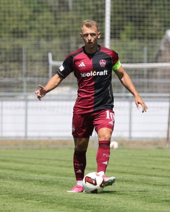 04.07.2026 - Fussball Amateurfussball - Saison 2026 2027 - Testspiel Freundschaftsspiel Vorbereitungsspiel : 1. FC Nürnberg II U23 FCN Club - FC Ingolstadt II - DaMa - xdaxmax - Benedikt Kirsch (10, 1. FC Nürnberg FCN II ) - Freisteller Einzelbild *** July 4, 2026 Soccer Amateur Soccer 2026–2027 Season Exhibition Match Friendly Match Preseason Match 1. FC Nürnberg II U23 FCN Club FC Ingolstadt II DaMa xdaxmax Benedikt Kirsch 10, 1 FC Nuremberg FCN II Cutout Single Image