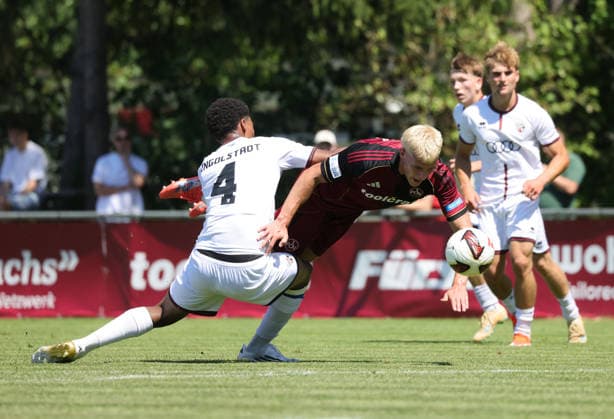 04.07.2026 - Fussball Amateurfussball - Saison 2026 2027 - Testspiel Freundschaftsspiel Vorbereitungsspiel : 1. FC Nürnberg II U23 FCN Club - FC Ingolstadt II - DaMa - xdaxmax - Faris Hapi (4, FC Ingolstadt 2 ) Levin Chiumento (9, 1. FC Nürnberg FCN II ) *** July 4, 2026 Soccer Amateur Soccer 2026–2027 Season Exhibition Match Friendly Match Preseason Match 1 FC Nuremberg II U23 FCN Club FC Ingolstadt II Women s Team xdaxmax Faris Hapi 4, FC Ingolstadt 2 Levin Chiumento 9, 1 FC Nuremberg FCN II
