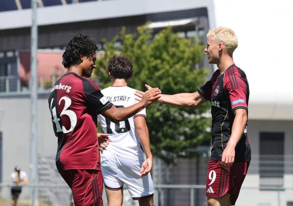 04.07.2026 - Fussball Amateurfussball - Saison 2026 2027 - Testspiel Freundschaftsspiel Vorbereitungsspiel : 1. FC Nürnberg II U23 FCN Club - FC Ingolstadt II - DaMa - xdaxmax - Jubel Freude Torjubel nach Tor zum 3:1 - Kirubel Taye (43, 1. FC Nürnberg FCN II ) Levin Chiumento (9, 1. FC Nürnberg FCN II ) jubelt freut sich - Torschütze: Levin Chiumento (9, 1. FC Nürnberg FCN II ) *** July 4, 2026 Soccer Amateur Soccer 2026–2027 Season Exhibition Match Friendly Match Preseason Match 1 FC Nürnberg II U23 FCN Club FC Ingolstadt II DaMa xdaxmax Cheering Joy Goal celebration after scoring the 3rd goal 1 Kirubel Taye 43, 1 FC Nuremberg FCN II Levin Chiumento 9, 1 FC Nuremberg FCN II celebrates, is happy Goal scorer Levin Chiumento 9, 1 FC Nuremberg FCN II