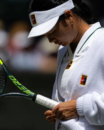 Alexandra Eala (PHI) during her match against Iga Swiatek (POL) in action at the Wimbledon Championships at AELTC in London London All England Lawn Tennis and Croquet Club Wimbledon England, UK NEWSPAPERS OUT Copyright: xImmyxThompson-Bland IPSxPhotoxAgencyx