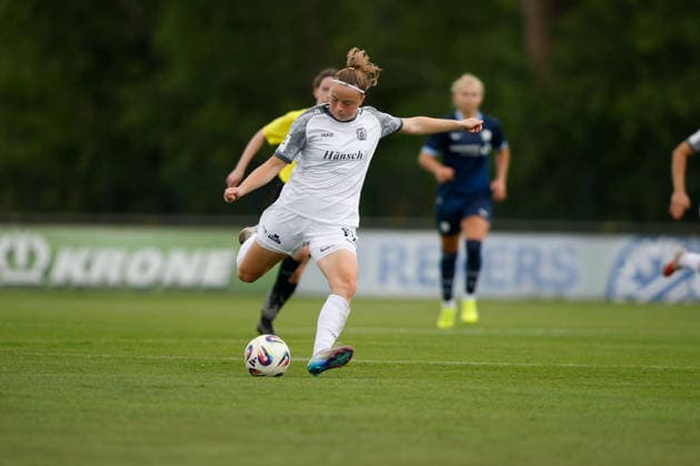 Fußball I Frauen I Freundschaftsspiel I SV Meppen 1912 e.V. - VfL Bochum 1848 I 04.07.2026 Bente Marie Bode (14, SV Meppen 1912 e.V.) Spelle-Varenrode Bönnestr. Niedersachsen Deutschland *** Soccer I Women I Friendly Match I SV Meppen 1912 e.V. vs. VfL Bochum 1848 I July 4, 2026 Bente Marie Bode 14, SV Meppen 1912 e.V., Spelle, Varenrode, Bönnestr, Lower Saxony, Germany Copyright: xLobeca CedricxSiefkerx