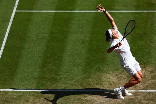 Alexander Zverev during his third round match Wimbledon Tennis Championships, Day 6, The All England Lawn Tennis and Croquet Club, London, UK - 04 Jul 2026London The All England Lawn Tennis and United Kingdom  Copyright: xJamesxMarsh Shutterstockx 16975551ci