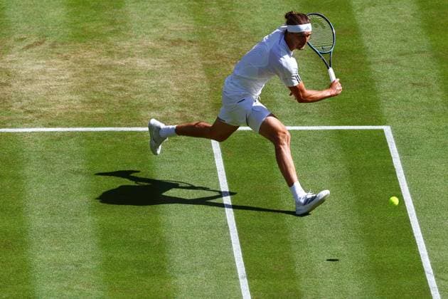 Alexander Zverev during his third round match Wimbledon Tennis Championships, Day 6, The All England Lawn Tennis and Croquet Club, London, UK - 04 Jul 2026London The All England Lawn Tennis and United Kingdom  Copyright: xJamesxMarsh Shutterstockx 16975551cd