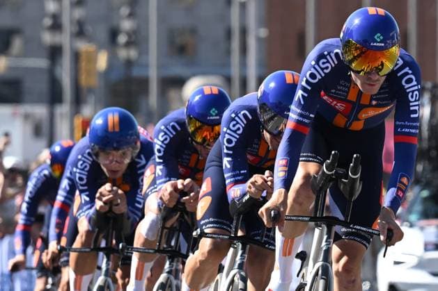 Tour de France 2026 Stage 1 BARCELONA, SPAIN - JULY 04 : Team Picnic PostNL in action during stage 1 of the 113rd edition of Tour de France an UCI World Tour 2.UWT Team Time Trial stage for Men Elite of 19 km with start in Barcelona and finish in Barcelona on July 4, 2026 in Barcelona, Spain, 04 07 2026 Barcelona Spain  Copyright: xSzymonxGruchalskix