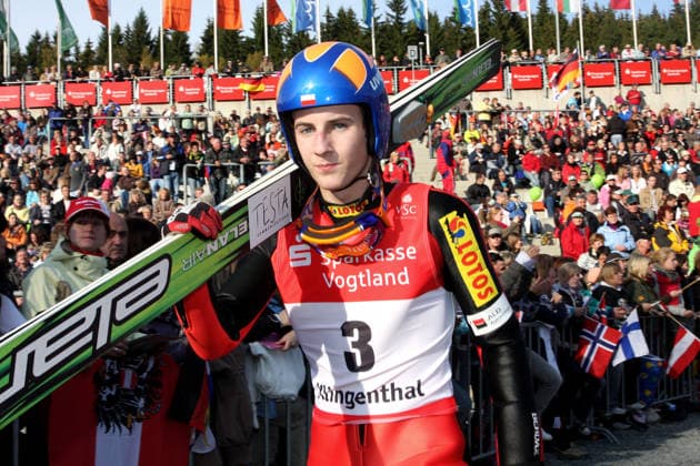 Hier im Bild der ehemalige Skispringer MIETUS Grzegorz (POL) der im Alter von 33 Jahren verstorben ist, hier ein Archivbild aus dem Jahre 2009 *** Pictured here is former ski jumper MIETUS Grzegorz POL, who passed away at the age of 33; this is an archive photo from 2009.