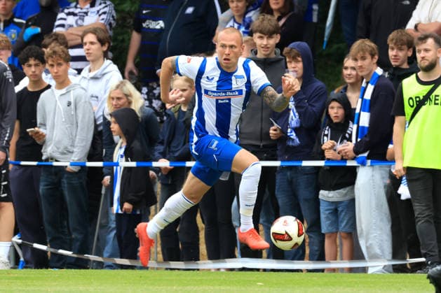 DEU, DFL, 2. FBL, Frohnauer SC vs Hertha BSC, 04.07.2026, Frohnau, Berlin, DEU, DFL, 2. FBL, Frohnauer SC vs Hertha BSC, im Bild Jon Dabur Thorsteinsson (Hertha BSC Berlin 24) DFL - regulations prohibit any use of Photographs as image sequences and or quasi-video *** DEU, DFL, 2nd FBL, Frohnauer SC vs. Hertha BSC, July 4, 2026, Frohnau, Berlin, DEU, DFL, 2nd Regional League, Frohnauer SC vs. Hertha BSC, pictured: Jon Dabur Thorsteinsson of Hertha BSC Berlin 24. DFL regulations prohibit any use of photographs as image sequences and or quasi-video. nordphotoxGmbHx xEngler nph00076