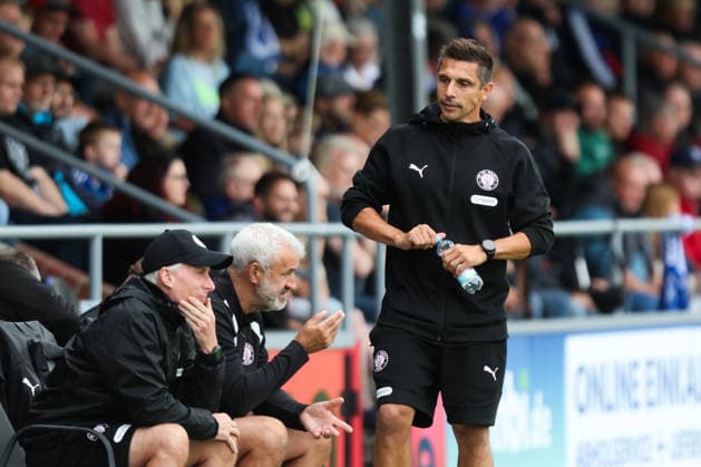 04.07.2026, Fussball, Herren, Regionalliga Nord, Testspiel, BSV Kickers Emden - FC St Pauli Trainer Marcel Rapp (FC St Pauli) *** July 4, 2026, Soccer, Men s, Regionalliga Nord, Friendly Match, BSV Kickers Emden vs. FC St. Pauli, Coach Marcel Rapp, FC St. Pauli