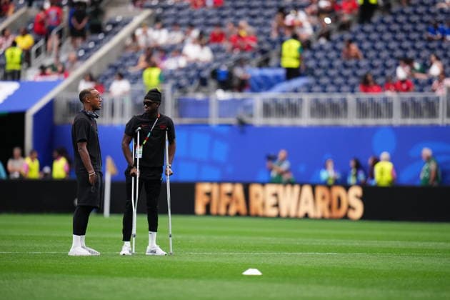 Canada v Morocco - FIFA World Cup, WM, Weltmeisterschaft, Fussball 2026 - Round of 16 HOUSTON, UNITED STATES - JULY 04: Derek Cornelius of Canada talk to Ismael Kone of Canada prior the 2026 FIFA World Cup Round of 16 match between Canada and Morocco at Houston Stadium (NRG Stadium) on July 04, 2026 in Houston, Texas. Jose Hernandez Anadolu Texas United States. Editorial use only. Please get in touch for any other usage.  Copyright: x2026xAnadoluxJosexHernandezx