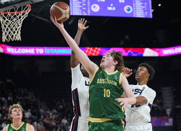 USA v Australia - FIBA U17, U 17 Basketball World Cup ISTANBUL, TURKIYE - JULY 04: Erick Dampier Jr (15) of United States in action against Lucas Byrne (10) of Australia during the FIBA Under-17 Basketball World Cup match at the Basketball Development Center in Istanbul, Turkiye, on July 4, 2026. Esra Bilgin Anadolu Istanbul Turkey. Editorial use only. Please get in touch for any other usage.  Copyright: x2026xAnadoluxEsraxBilginx