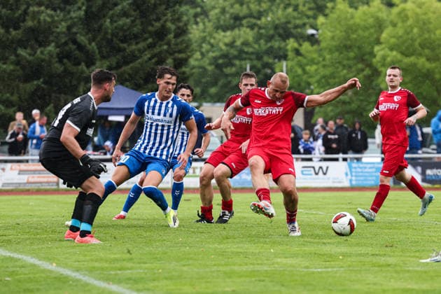 Kevin Manthey (1. FC Magdeburg,20) - 2. Fußball Bundesliga Saison 2026-2027 Testspiel Sommervorbereitung FSV Havelberg vs 1. FC Magdeburg im Sportforum am Eichwald - Aktion,Fußball,Mann,Männer,Deutschland,04.07.2026 *** Kevin Manthey, 1 FC Magdeburg, 2020-2021 Bundesliga Season 2026-2027, Summer Friendly: FSV Havelberg vs. 1 FC Magdeburg at the Sportforum am Eichwald, Action, Soccer, Man, Men, Germany, July 4, 2026