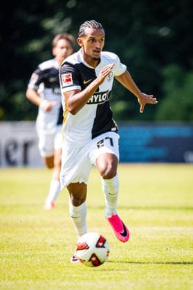 04.07.2026, xovx, Fußball Bundesliga Testspiel, FC Gießen - SV Elversberg Filimon Gerezgiher (SV Elversberg), Freisteller Gießen Waldstadion Hessen Deutschland (DE) *** July 4, 2026, xovx, Bundesliga soccer exhibition match, FC Gießen vs. SV Elversberg, Filimon Gerezgiher, SV Elversberg, cutout, Gießen, Waldstadion, Hesse, Germany, DE
