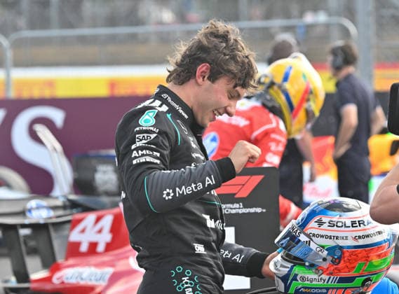 Formula 1, Qualifying, Silverstone, UK, 04 July, 2026. 04 July 2026. Kimi Antonelli, Mercedes, celebrates 1st place in the Qualifying session at the Formula 1 Pirelli British Grand Prix at Silverstone, Northamptonshire, UK., Credit:Lee Floyd Lee Floyd - B3214 Avalon UK, Northamptonshire, London, Silverstone  Copyright: xLeexFloydx xLeexFloydx-xB3214x xAvalonx 1114433157