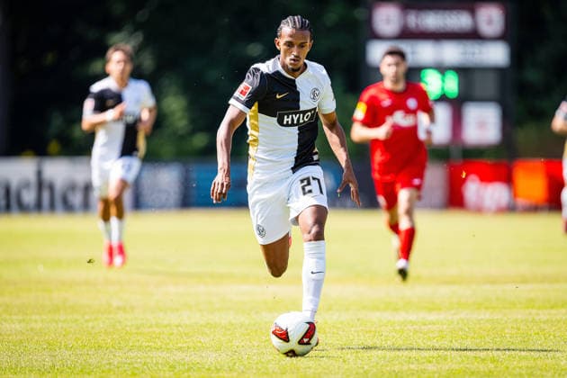 04.07.2026, xovx, Fußball Bundesliga Testspiel, FC Gießen - SV Elversberg Filimon Gerezgiher (SV Elversberg), Freisteller Gießen Waldstadion Hessen Deutschland (DE) *** July 4, 2026, xovx, Bundesliga soccer exhibition match, FC Gießen vs. SV Elversberg, Filimon Gerezgiher, SV Elversberg, cutout, Gießen, Waldstadion, Hesse, Germany, DE