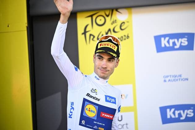 Spanish Juan Ayuso Pesquera of Lidl-Trek celebrates on the podium in the white jersey for best young rider after the first stage of the 2026 Tour de France cycling race, a team time trial of 19km with start and finish in Barcelona, Spain, Saturday 04 July 2026. The 113th edition of the Tour de France starts on Saturday 4 July in Barcelona, Spain, and will finish in Paris, France on the 26th of July. JASPERxJACOBS  x180372672x