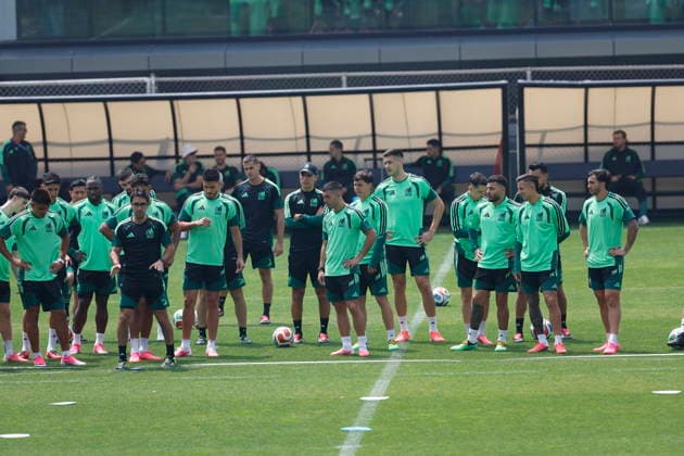 FIFA World Cup, WM, Weltmeisterschaft, Fussball 2026 - Mexico training session Mexico s players attend a training session held in Mexico City, Mexico, 04 July 2026. Mexico will face England in their FIFA World Cup 2026 Round of 16 match on 06 July 2026. Mexico City Mexico  Copyright: xSASHENKAxGUTIERREZx