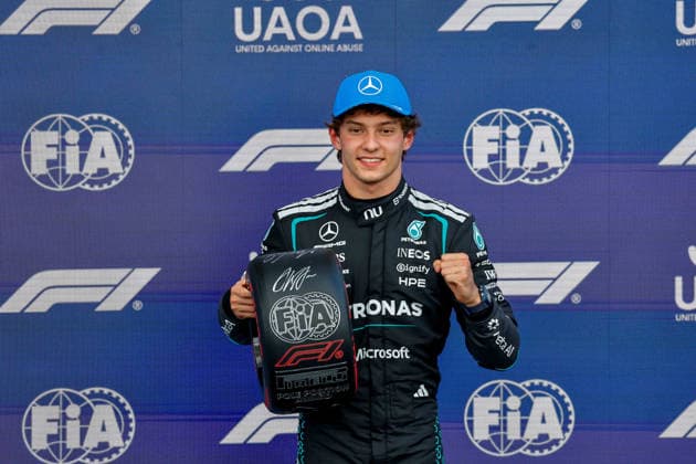 F1 - BRITISH GRAND PRIX 2026 KIMI ANTONELLI Andrea (ita), Mercedes AMG F1 Team W16, portrait celebration after qualification session in pole position for the race during the Formula 1 British Grand Prix 2026, 9th round of the 2026 Formula One World Championship, WM, Weltmeisterschaft from July 3 to 5, 2026 on the Silverstone Circuit, in Silverstone, United Kingdom - SilverstoneUnited Kingdom  Copyright: xPauloxMariax