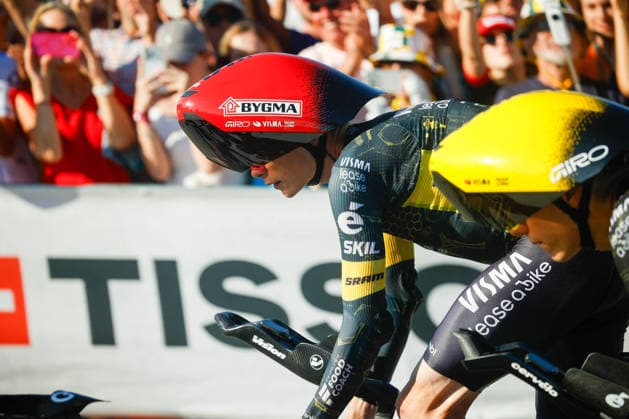 Primera etapa del Tour de Francia 2026 El ciclista Jonas Vingegaard, durante la salida de la primera etapa del Tour de Francia 2026, a 4 de julio de 2026, en Barcelona, Cataluna (Espana). La 113ª edición del Tour de Francia, arranca por primera vez en Barcelona con una histórica Grand Départ que conlleva el mayor escaparate del ciclismo mundial a Catalunya antes de un recorrido de 3.320,7 kilómetros. 04 JULIO 2026 Kike Rincó Barcelona, Cataluna Barcelona, Cataluna Espana *** First Stage of the 2026 Tour de France Cyclist Jonas Vingegaard at the start of the first stage of the 2026 Tour de France on July 4, 2026, in Barcelona, Catalonia, Spain. The 113th edition of the Tour de France, kicks off for the first time in Barcelona with a historic Grand Départ, bringing the world’s premier cycling event to Catalonia before a 3,320.7-kilometer route. JULY 4, 2026 Kike Rincó Barcelona, Catalonia Barcelona, Catalonia, Spain  Copyright: xKikexRinconx 7644470