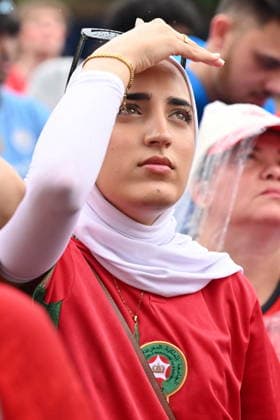 July 4, 2026, Toronto, On, Canada: Fans watch the action during the first half of Canada s World Cup soccer match against Morocco at FIFA Fan Fest in Toronto on Saturday, July 4, 2026. Canada V. Morocco R16  - ZUMAc35_ 20260704_zaf_c35_028 Copyright: xJonxBlackerx