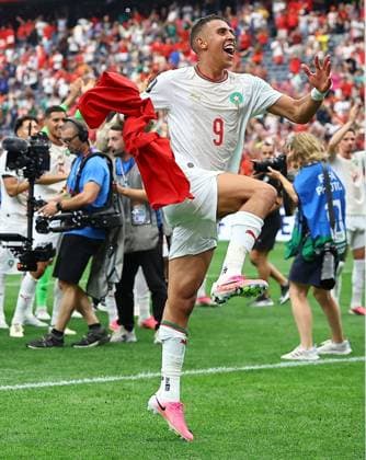 Soufiane Rahimi of Morocco celebrates with team mates after the match Canada v Morocco, 2026 FIFA World Cup, WM, Weltmeisterschaft, Fussball Round of 16, Football, Houston Stadium, Houston, Texas, USA - 04 Jul 2026Houston Houston Stadium Texas (TX) United States of America  Copyright: xMichaelxZemanek Shutterstockx 16975466aq