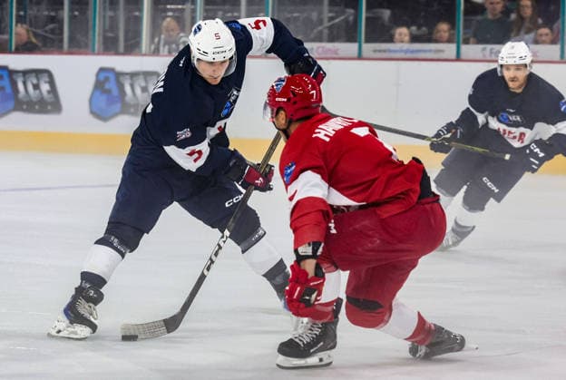 3ICE World Cup, SSE Arena, Belfast 4 7 2026 USA vs Canada USA s Zachary Solow with Canada s Jayce Hawryluk Zachary Solow with Jayce Hawryluk 4 7 2026  Copyright: xWilliamxCherry Presseyex 3ICE USA v 3ICE Canada_026