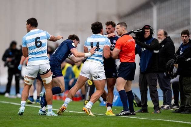 Mateo Carreras of Argentina and Ben White of Scotland appear to clash Argentina v Scotland, Nations Championship 2026, Rugby Union International, Estadio Mario Alberto Kempes, Cordoba, Argentina - 04 Jul 2026Cordoba Estadio Mario Alberto Kempes Argentina  Copyright: xGeroxUranga Shutterstockx 16975563aw