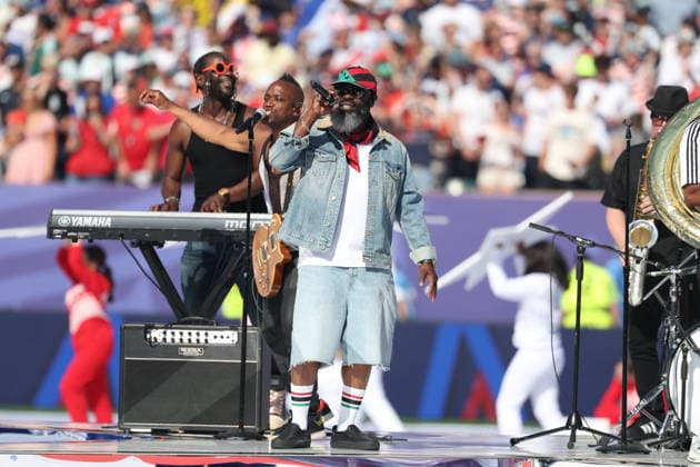 FIFA World Cup, WM, Weltmeisterschaft, Fussball 2026 - Round of 16 - Paraguay vs France Black Thought (C) and The Roots perform during a pre-game 4th of July show ahead of the FIFA World Cup 2026 Round of 16 match Paraguay against France, in Philadelphia, USA, 04 July 2026. PHILADELPHIA United States  Copyright: xSARAHxYENESELx