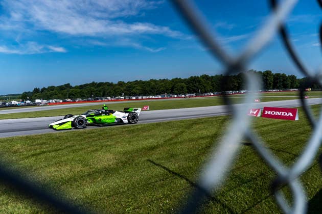 July 4, 2026, Lexington, Ohio, USA: IndyCar, Indy Car, IRL, USA SERIES driver, LOUIS FOSTER (45) (ENG) of Odiham, England, travels through the turns during a practice session for the Honda Indy 200 at Mid Ohio in LEXINGTON Ohio. Lexington USA - ZUMAa161 20260704_aaa_a161_003 Copyright: xQuinnxShellx xGMGx