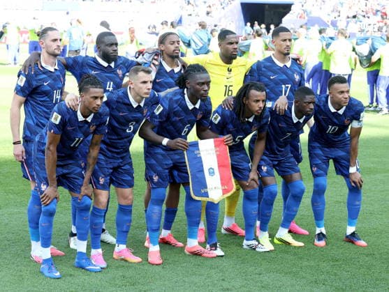 FIFA World Cup, WM, Weltmeisterschaft, Fussball 2026 - Round of 16 - Paraguay vs France The starting eleven of France pose for the team photo before the FIFA World Cup 2026 Round of 16 match Paraguay against France, in Philadelphia, USA, 04 July 2026. PHILADELPHIA United States  Copyright: xSARAHxYENESELx