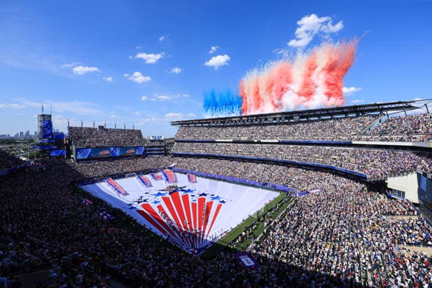 Football - FIFA World Cup, WM, Weltmeisterschaft, Fussball - Round of 16 - Paraguay v France 4th July 2026 - FIFA World Cup - Round of 16 - Paraguay v France - A special fourth of July display is done before the match - Photo: Simon Stacpoole Offside. Philadelphia USA *** Fußball – FIFA-Weltmeisterschaft, Achtelfinale: Paraguay gegen Frankreich, 4. Juli 2026 – FIFA-Weltmeisterschaft, Achtelfinale: Paraguay gegen Frankreich. Vor dem Spiel findet eine besondere Darbietung zum 4. Juli statt. Foto: Simon Stacpoole, Offside, Philadelphia, USA  Copyright: xSimonxStacpoolexOffside