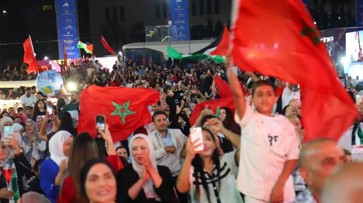 RAMALLAH, WEST BANK JULY 4, 2026: Palestinians celebrate in Ramallah, West Bank, after Morocco defeated Canada 3-0 to qualify for the FIFA World Cup, WM, Weltmeisterschaft, Fussball 2026 quarterfinals on July 4, 2026. Morocco became the first team to reach the quarterfinal stage of the tournament. RAMALLAH Palestine, State of Copyright: x xTariqxHamedxKhamaysehx xJNAxPressx