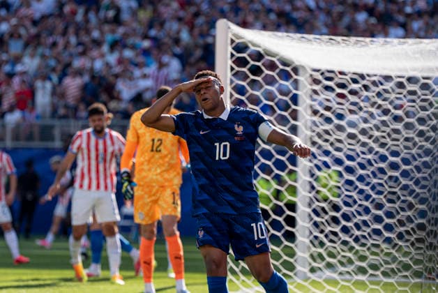 FOOTBALL : France vs Paraguay Coupe du Monde de la FIFA 2026. Philadelphia Stadium (Lincoln Financial Field), Philadelphie, Pennsylvanie, Etats-Unis. 04 07 2026. Kylian Mbappe 10 (France) Lors du match des huitiemes de finale de la Coupe du Monde de la FIFA 2026 entre la France et le Paraguay au Philadelphia Stadium (Lincoln Financial Field), Ã Philadelphie, Pennsylvanie, Etats-Unis, le 4 juillet 2026.  Copyright: xx