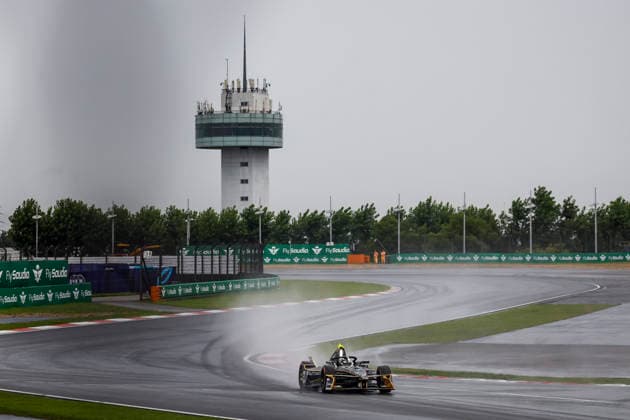 2026 FORMULA E SHANGHAI ePRIX 07 GUNTHER Maximilian (ger), DS Penske, DS E-Tense FE25, action during the Shanghai ePrix, 12th and 13th round of the 2025-26 ABB FIA Formula E World Championship, WM, Weltmeisterschaft on the Shanghai International Circuit from July 3 to 5, 2026 in Shanghai, China - ShanghaiChina  Copyright: xJULIENxDELFOSSEx