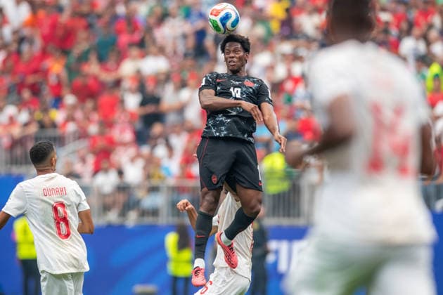 July 4, 2026: Canada forward Jonathan David (10) heads the ball during a FIFA World Cup, WM, Weltmeisterschaft, Fussball Round of 16 match between Canada and Morocco in Houston, TX. .. CSM Morocco Defeats Co-Host Canada 3-0 To Reach World Cup Quarterfinals  - ZUMAc04_ 20260704_faf_c04_024 Copyright: xTraskxSmithx