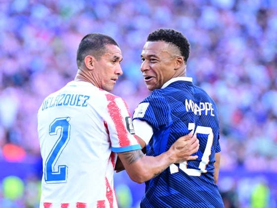 Paraguay v France - FIFA World Cup, WM, Weltmeisterschaft, Fussball 2026 - Round of 16 PHILADELPHIA, UNITED STATES - JULY 04: Kylian Mbappe (10) of France in action during the 2026 FIFA World Cup Round of 16 match between Paraguay and France at Lincoln Financial Field (Philadelphia Stadium) in Philadelphia, Pennsylvania, United States on July 04, 2026. Abdulhamid Hosbas Anadolu Pennsylvania United States. Editorial use only. Please get in touch for any other usage.  Copyright: x2026xAnadoluxAbdulhamidxHosbasx
