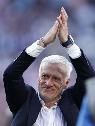 PHILADELPHIA - France manager Didier Deschamps celebrates after the 2026 FIFA World Cup, WM, Weltmeisterschaft, Fussball Round of 16 match between Paraguay and France at Philadelphia Stadium on July 4, 2026, in Philadelphia, United States. MAURICE VAN STEEN ANP FIFA World Cup 2026 - round of 16 2026 xVIxANPxSportx xMauricexvanxSteenxIVx 562820002 originalFilename: 562820002.jpg
