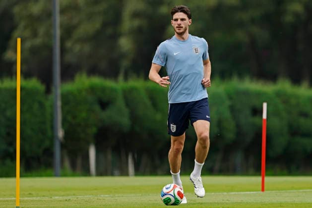 July 4, 2026, Mexico City, Mexico: Declan Rice of the England controls the ball during the training session one day ahead of the FIFA World Cup, WM, Weltmeisterschaft, Fussball 2026 round of 16 match between Mexico and England at Pumas La Cantera training center on July 04, 2026 in Mexico City, Mexico. Photo: DiaEsportivo Mexico City Mexico - ZUMAh208 20260704_zsp_h208_033 Copyright: xHeulerxAndreyx