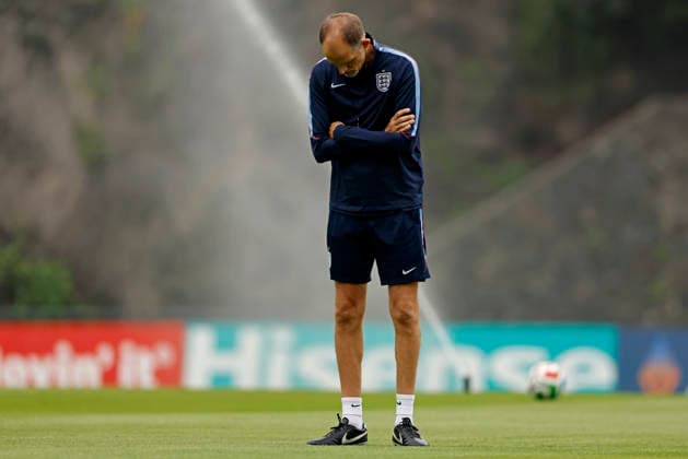 July 4, 2026, Mexico City, Mexico: Thomas Tuchel head coach of the England looks the pitch during the training session one day ahead of the FIFA World Cup, WM, Weltmeisterschaft, Fussball 2026 round of 16 match between Mexico and England at Pumas La Cantera training center on July 04, 2026 in Mexico City, Mexico. Photo: DiaEsportivo Mexico City Mexico - ZUMAh208 20260704_zsp_h208_039 Copyright: xHeulerxAndreyx
