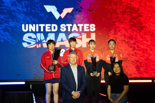 LOS ANGELES, CALIFORNIA - JULY 04: Champions Wang Manyu and Kuai Man of China, runners-up Hina Hayata and Miwa Harimoto of Japan pose for a photo during the awarding ceremony after the Women s Doubles Final match on day 9 of United States Smash 2026 at Ontario Convention Center on July 4, 2026 in Los Angeles, California.  Copyright: xVCGx 111652303943