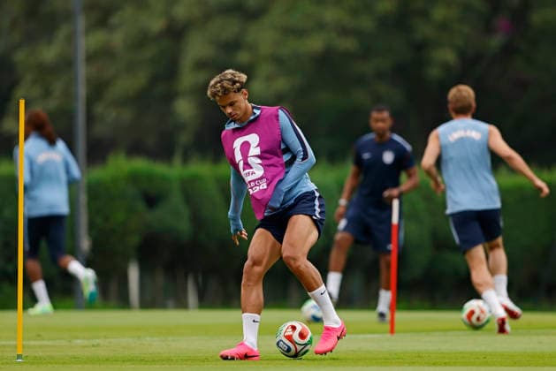 RECORD DATE NOT STATED 4th July 2026; Pumas La Cantera training center, Mexico City, Mexico; FIFA World Cup, WM, Weltmeisterschaft, Fussball Football, England Training Session; Nico O Reilly of the England controls the ball HeulerxAndrey DiaEsportivo