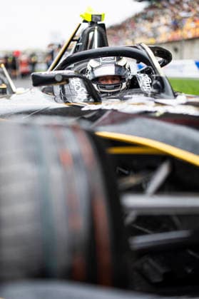 2026 FORMULA E SHANGHAI ePRIX GUNTHER Maximilian (ger), DS Penske, DS E-Tense FE25, portrait during the Shanghai ePrix, 12th and 13th round of the 2025-26 ABB FIA Formula E World Championship, WM, Weltmeisterschaft on the Shanghai International Circuit from July 3 to 5, 2026 in Shanghai, China - ShanghaiChina  Copyright: xJULIENxDELFOSSEx