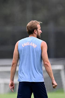 (260705) -- MEXICO CITY, July 5, 2026 -- Harry Kane of England attends a training session ahead of the round of 16 match between Mexico and England at the 2026 FIFA World Cup, WM, Weltmeisterschaft, Fussball in Mexico City, Mexico, July 4, 2026. ) (SP)MEXICO-MEXICO CITY-FOOTBALL-FIFA WORLD CUP-TRAINING-ENGLAND LixMuzi 