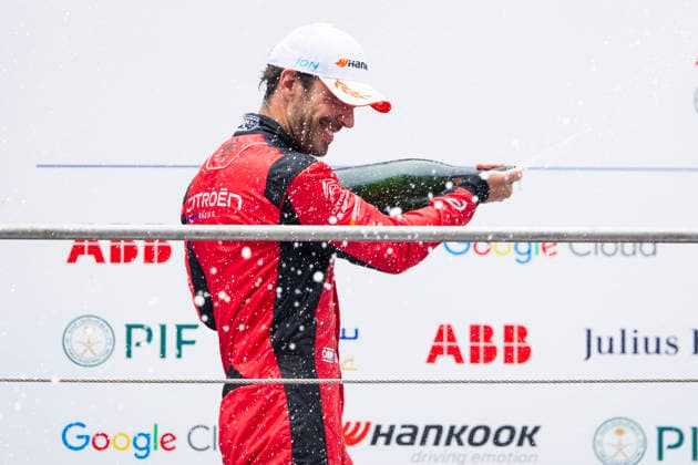 2026 FORMULA E SHANGHAI ePRIX VERGNE Jean-Eric (fra), CitroÃ«n Racing Formula E Team, CitroÃ«n, portrait during the Shanghai ePrix, 12th and 13th round of the 2025-26 ABB FIA Formula E World Championship, WM, Weltmeisterschaft on the Shanghai International Circuit from July 3 to 5, 2026 in Shanghai, China - ShanghaiChina  Copyright: xJULIENxDELFOSSEx