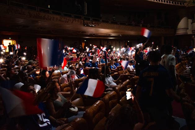 FIFA World Cup, WM, Weltmeisterschaft, Fussball 2026 - France v Paraguay - Fans At The Grand Rex The Grand Rex projection of the France-Paraguay match during the Football World Cup 2026 in Paris, France on July 4, 2026. Photo by Leo Malon ABACAPRESS.COM Paris France  Copyright: xLeoxMalon ABACAx