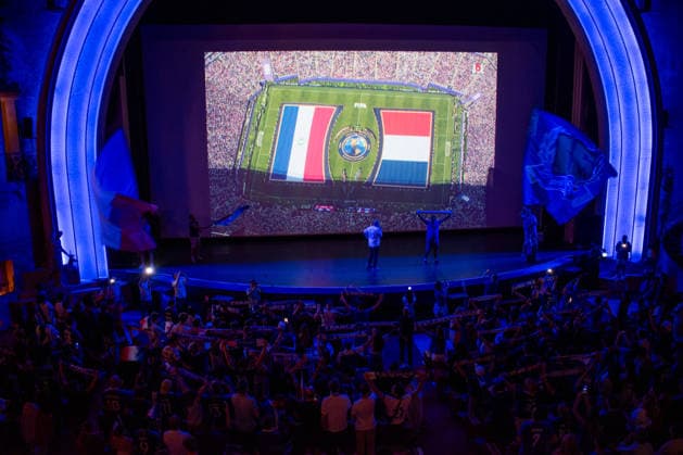 FIFA World Cup, WM, Weltmeisterschaft, Fussball 2026 - France v Paraguay - Fans At The Grand Rex The Grand Rex projection of the France-Paraguay match during the Football World Cup 2026 in Paris, France on July 4, 2026. Photo by Leo Malon ABACAPRESS.COM Paris France  Copyright: xLeoxMalon ABACAx