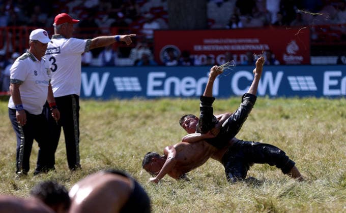 665th Historic Kirkpinar Oil Wrestling Festival in Turkiye s Edirne EDIRNE, TURKIYE - JULY 5: Wrestlers compete in various categories during the 665th Historic Kirkpinar Oil Wrestling Festival at the Sarayici Er Meydani wrestling grounds in Edirne, Turkiye, on July 5, 2026. Özgün Tiran Anadolu Edirne Turkey. Editorial use only. Please get in touch for any other usage.  Copyright: x2026xAnadoluxÖzgünxTiranx
