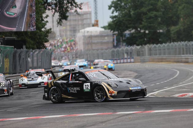 Nürnberg, Deutschland 03. - 05. Juli 2026: Porsche Sixt Carrera Cup Deutschland - 2026 - Norisring - Sonntag Rennen 2 Im Bild: Flynt Schuring (NED 12) in Führung Norisring Bayern *** Nuremberg, Germany, July 3–5, 2026 Porsche Sixt Carrera Cup Germany 2026 Norisring Sunday Race 2 Pictured: Flynt Schuring (NED) 12 in the lead at Norisring, Bavaria Copyright: xFotostandx xFabianxWernerx
