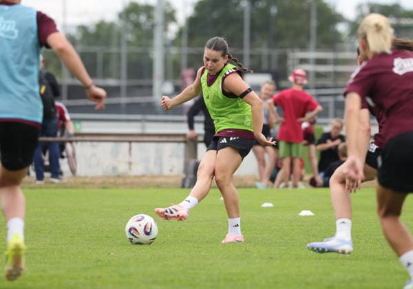 05.07.2026 - Fussball - 1. Frauen - Fussball - Bundesliga - Saison 2026 2027 - 1. FC Nürnberg Nuernberg FCN ( Club ) - Training Trainingsauftakt Saisonauftakt - Sportfoto Zink DaMa - xdaxma - Jonna Brengel (10, 1. FC Nürnberg FCN ) *** July 5, 2026 Soccer 1 Women s Soccer Bundesliga 2026–2027 Season 1 FC Nuremberg Nuremberg FCN Club Training First Training Session Start of the Season Sports Photo Zink DaMa xdaxma Jonna Brengel 10, 1 FC Nuremberg FCN