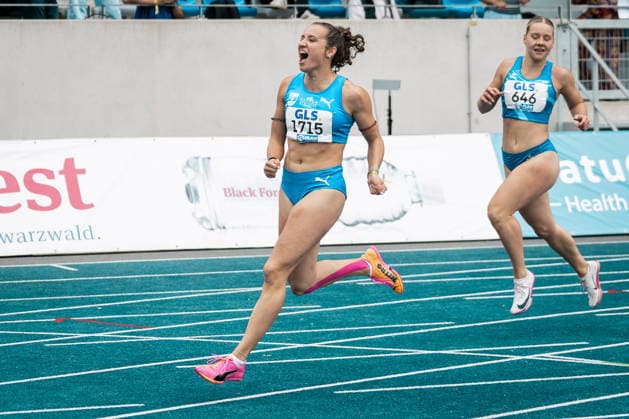 Schneider Rosina (TV Sulz, 1715, 100m Huerden Frauen), GER, Leichtathletik, Athletics, Deutsche Meisterschaften U18 U23, Wattenscheid, 04.07.2026, GER, Leichtathletik, Athletics, Deutsche Meisterschaften U18 U23, Wattenscheid, 04.07.2026 Wattenscheid *** Rosina Schneider, TV Sulz, 1715, Women s 100m Hurdles, GER, Track and Field, Athletics, German U18 and U23 Championships, Wattenscheid, July 4, 2026, GER, Track and Field, Athletics, German U18 and U23 Championships, Wattenscheid, July 4, 2026, Wattenscheid Copyright: xStefanxMayerx EP_SMR